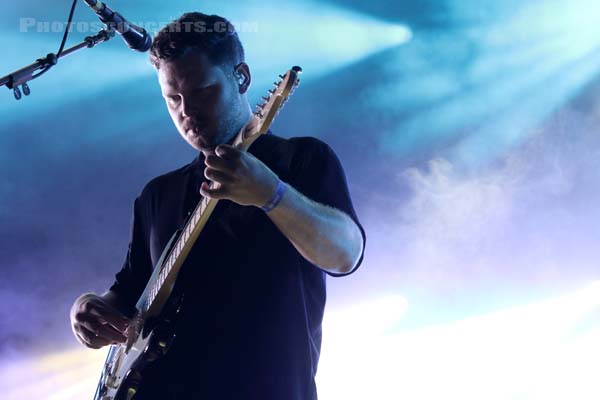 ALT-J - 2015-08-30 - SAINT CLOUD - Domaine National - Scene de la Cascade - 